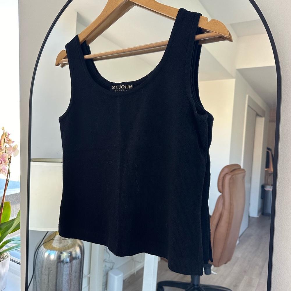 St John Black Knit Tank in Size P